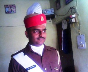 राज कुमार कौशिक, पुलिस कॉन्स्टेबल (गीतांजलि शर्मा के पति)