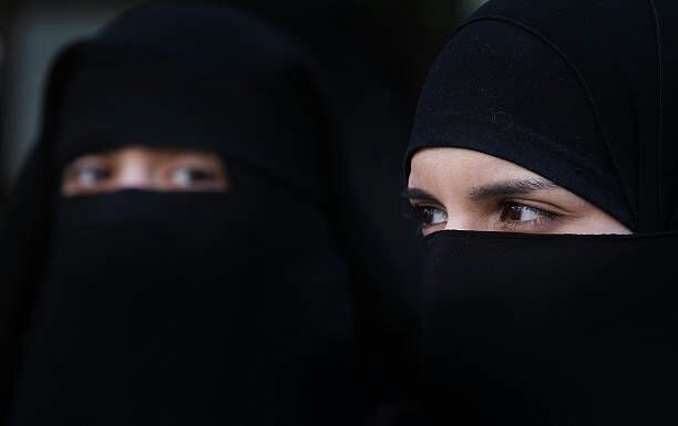 मजहब नहीं नाजायज रिवाज से जंग लड़ रही हैं मुस्लिम महिलाएं